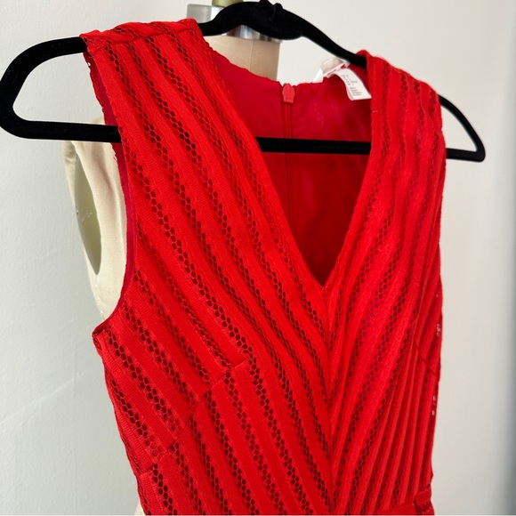 Red Dress - Picture 2 of 4